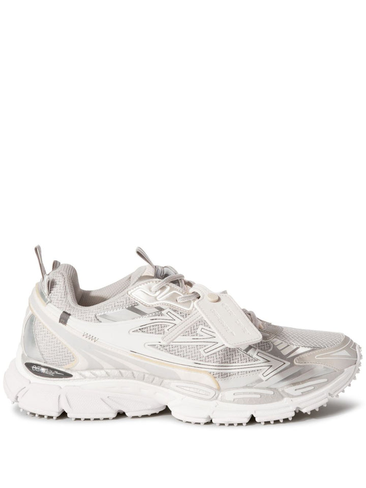 Sneakers "Be Right Back"