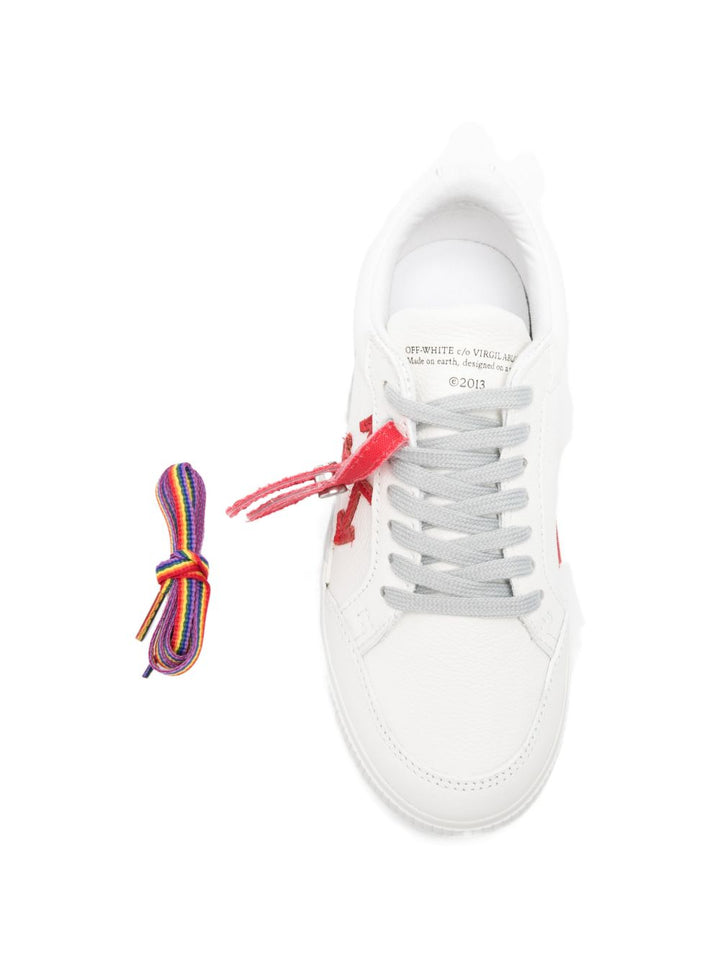 sneakers "arrow"