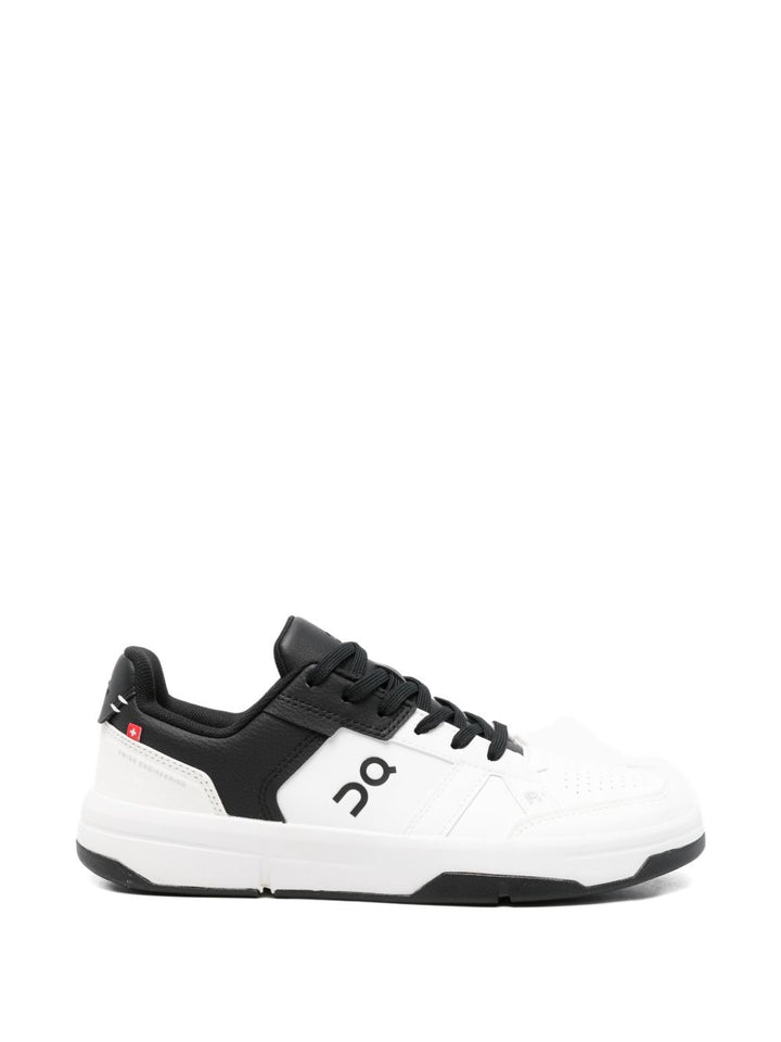 Sneakers "The ROGER Clubhouse" White Black