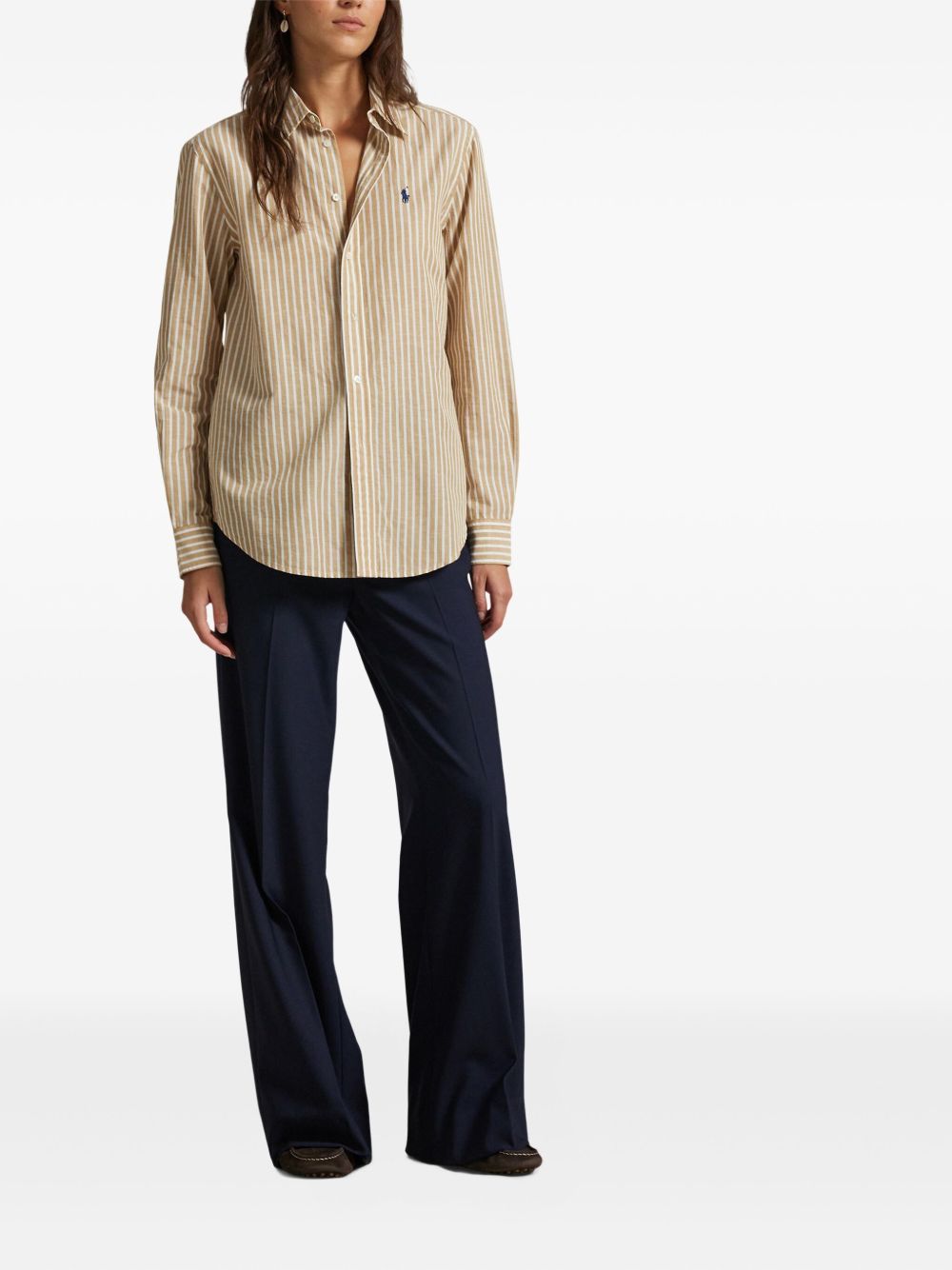 Camicia a maniche lunghe con bottoni e righe
