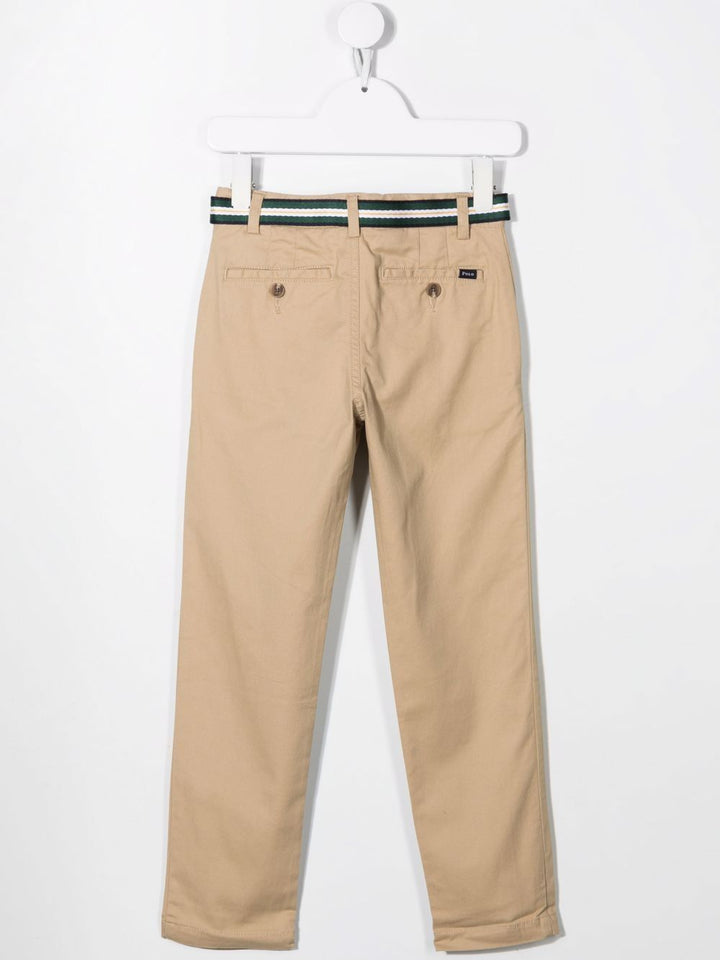 Chino con cintura