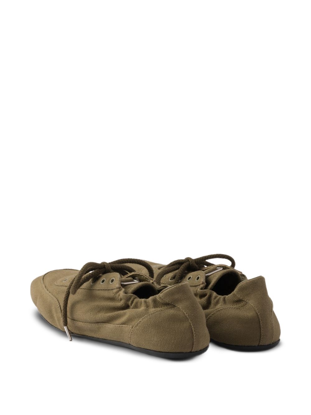 Sneakers 'Collapse' in tela