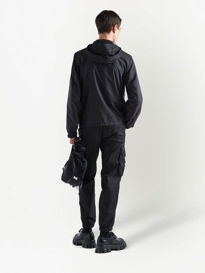 Giacca con cappuccio in Re-Nylon