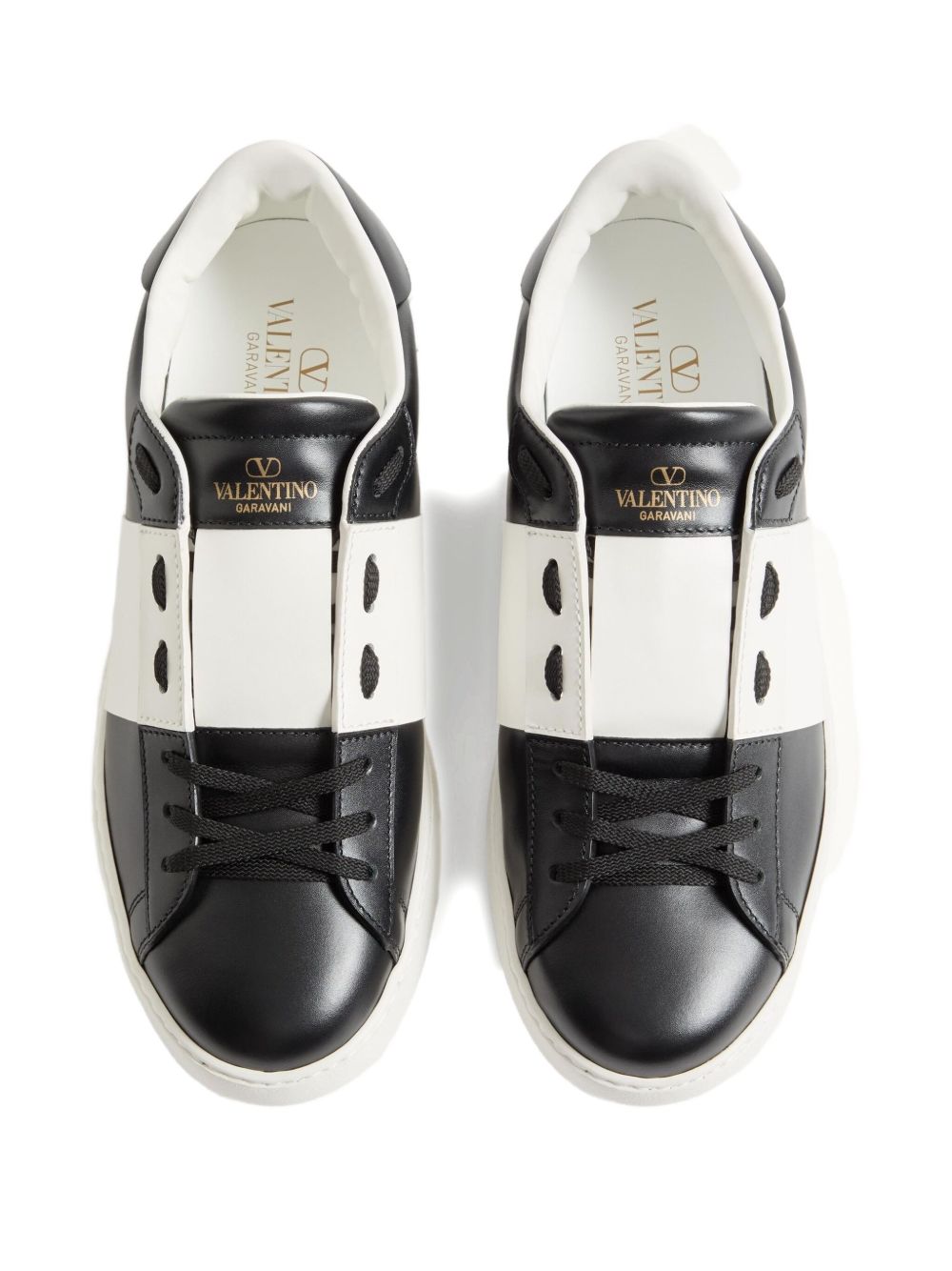 Sneakers "Open " in pelle borchie in gomma sul retro