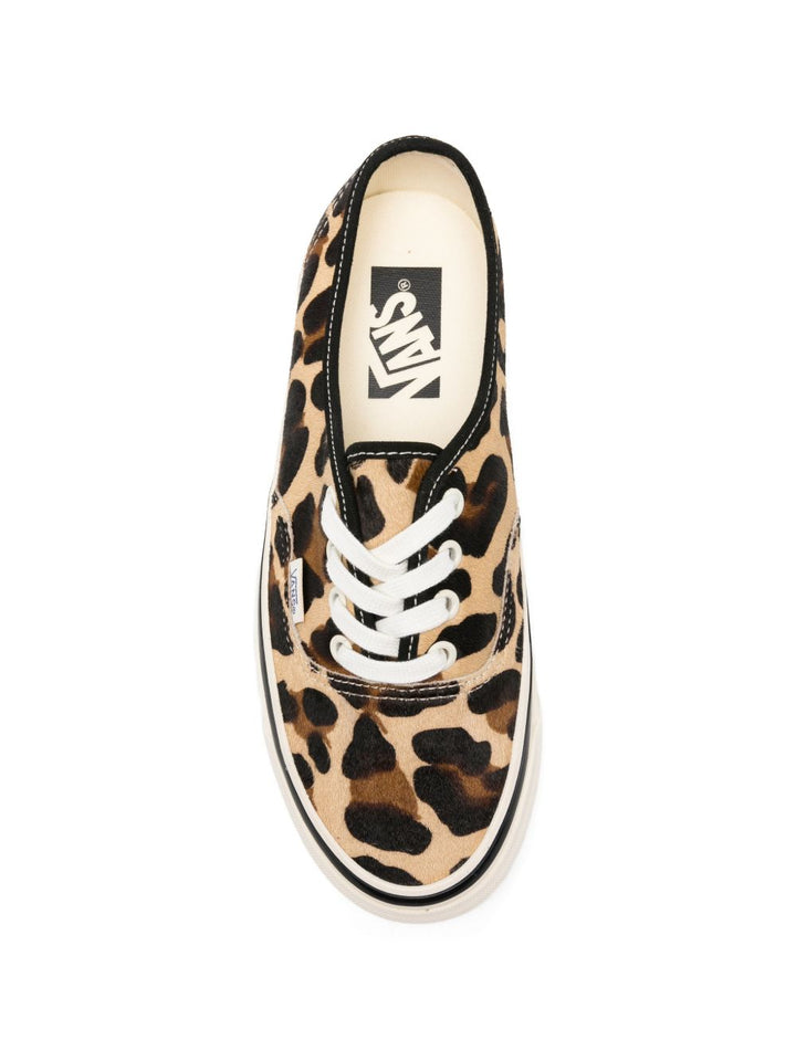 Sneakers "Authentic" con stampa leopardata