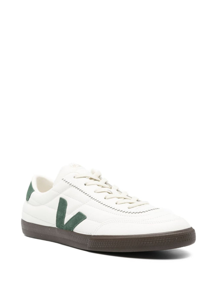 Sneakers con dettaglio a V