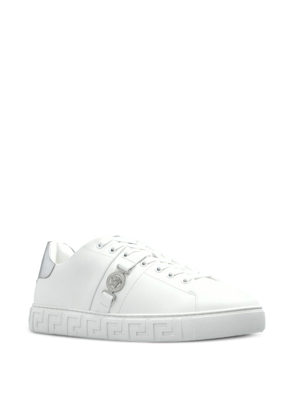 Sneakers "Medusa Head"