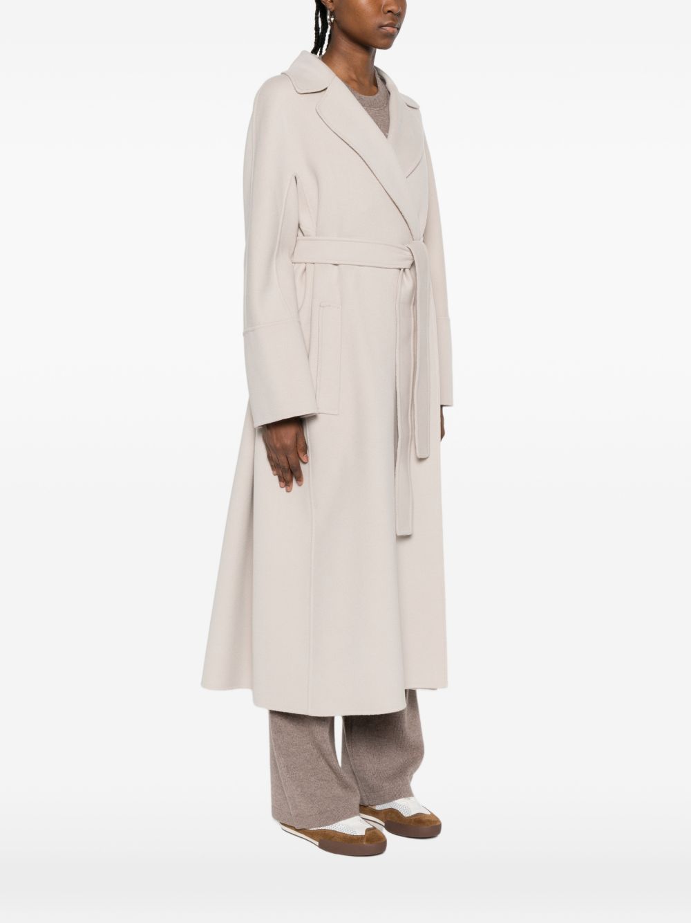 Cappotto con cintura