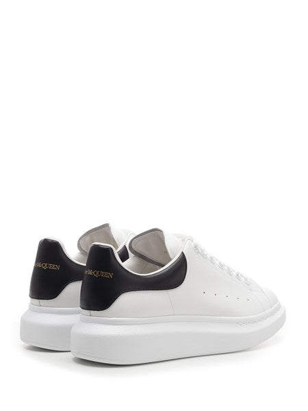 Alexander Mcqueen Sneaker "Oversize" talloncino nero